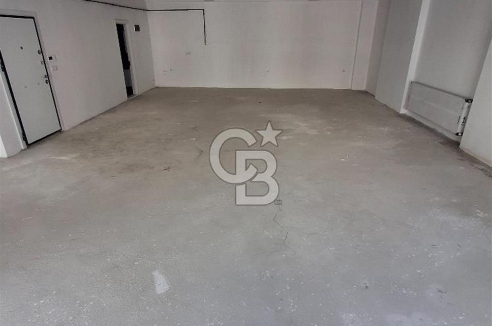 ÇEKMEKÖY MERKEZDE 5 KATLI 710 M² KOMPLE KİRALIK İŞ MERKEZİ