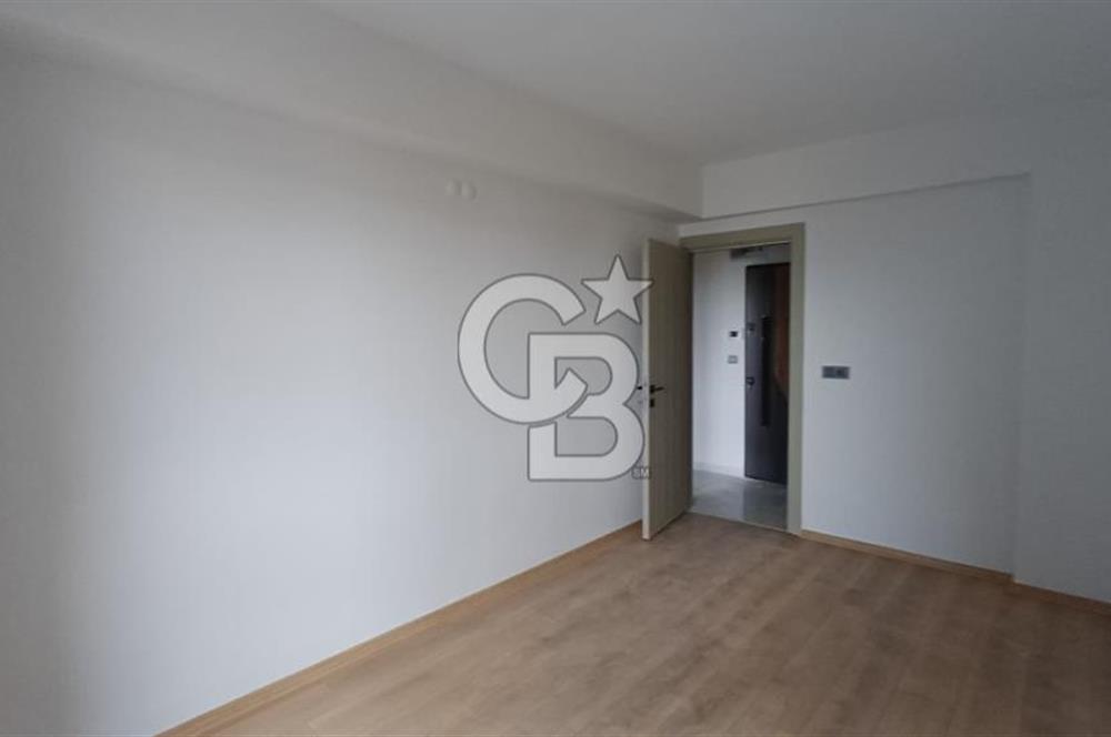 MANİSA MURADİYE'DE HAVUZLU GENİŞ YOL CEPHE MANZARALI SATILIK 1+1 DAİRE 