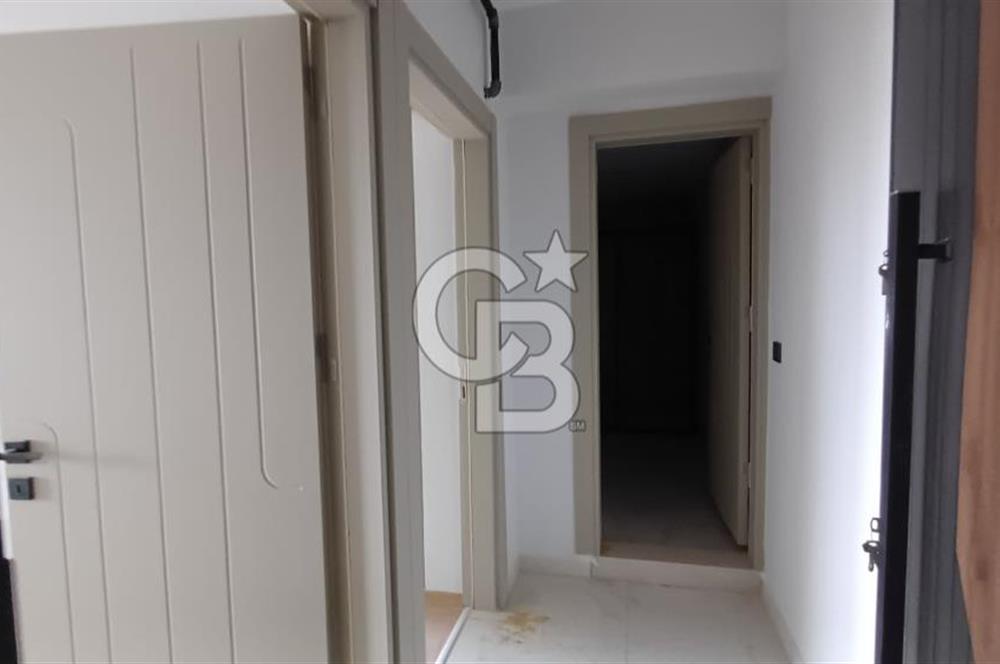 MANİSA MURADİYE'DE HAVUZLU GENİŞ YOL CEPHE MANZARALI SATILIK 1+1 DAİRE 