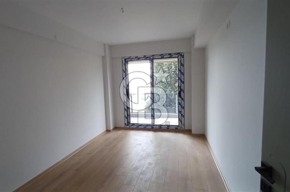 MANİSA MURADİYE'DE HAVUZLU GENİŞ YOL CEPHE MANZARALI SATILIK 1+1 DAİRE 
