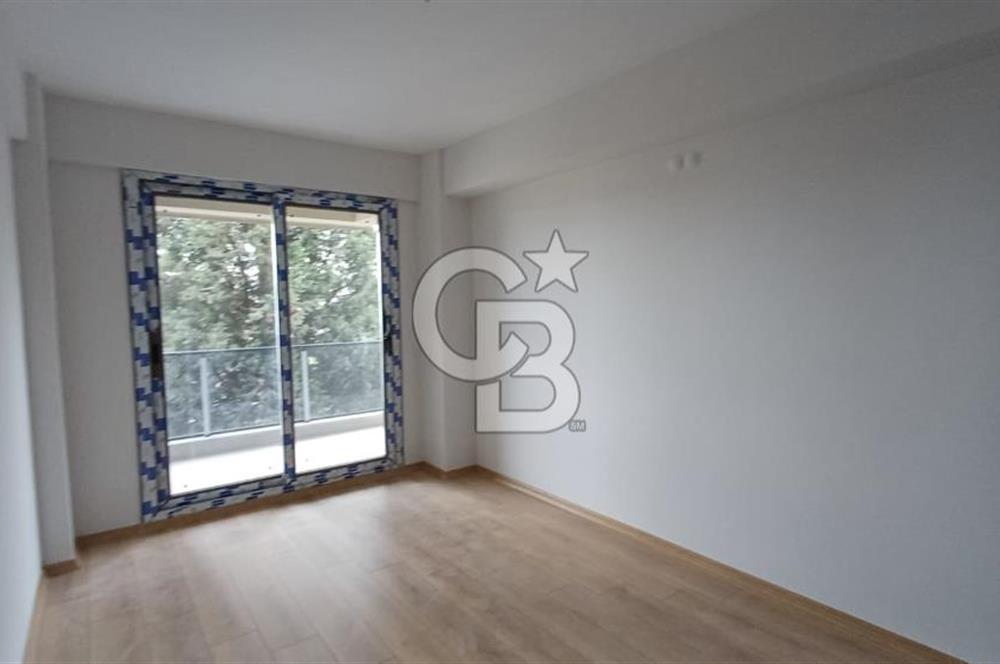 MANİSA MURADİYE'DE HAVUZLU GENİŞ YOL CEPHE MANZARALI SATILIK 1+1 DAİRE 