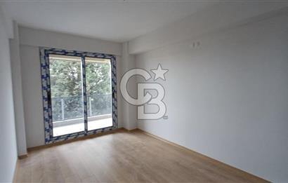 MANİSA MURADİYE'DE HAVUZLU GENİŞ YOL CEPHE MANZARALI SATILIK 1+1 DAİRE 