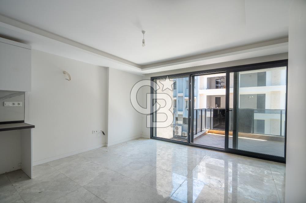 Marmaris Merkezde Denize 60 Metre Sıfır 2+1 Satılık Daire