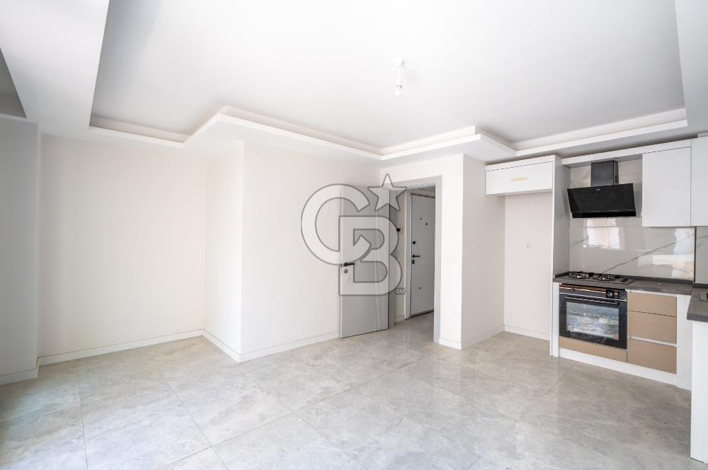 Marmaris Merkezde Denize 60 Metre Sıfır 2+1 Satılık Daire