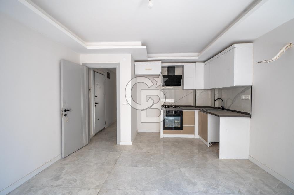 Marmaris Merkezde Denize 60 Metre Sıfır 2+1 Satılık Daire
