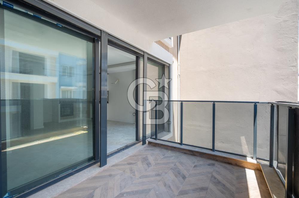 Marmaris Merkezde Denize 60 Metre Sıfır 2+1 Satılık Daire