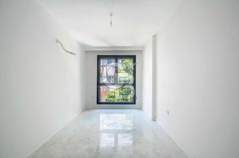 Marmaris Merkezde Denize 60 Metre Sıfır 2+1 Satılık Daire