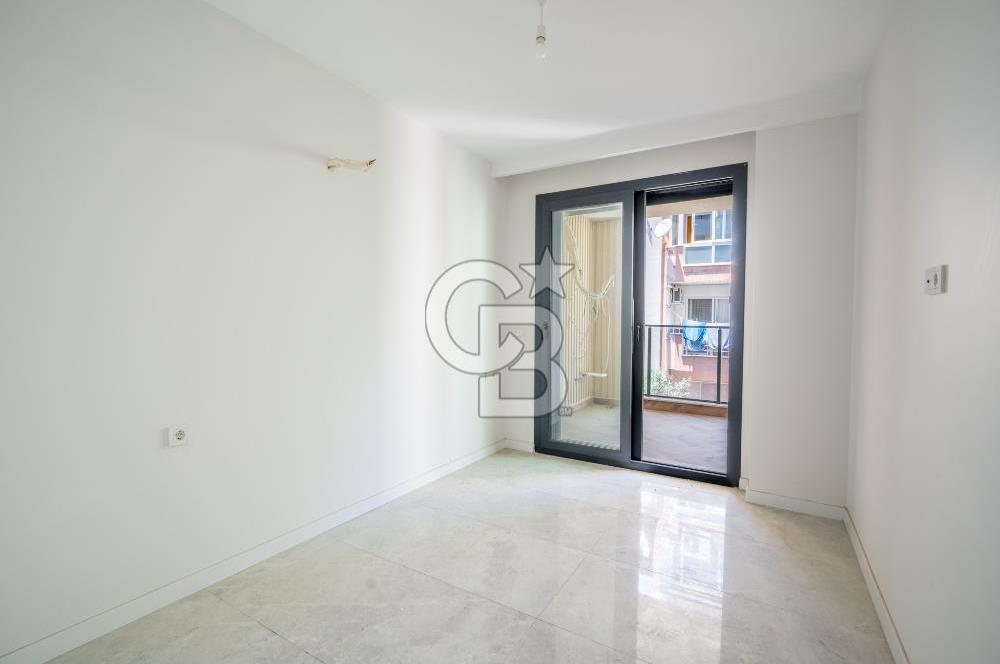 Marmaris Merkezde Denize 60 Metre Sıfır 2+1 Satılık Daire