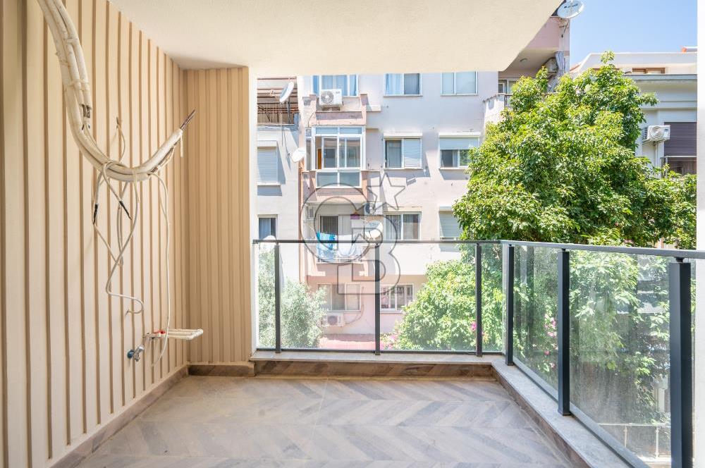 Marmaris Merkezde Denize 60 Metre Sıfır 2+1 Satılık Daire