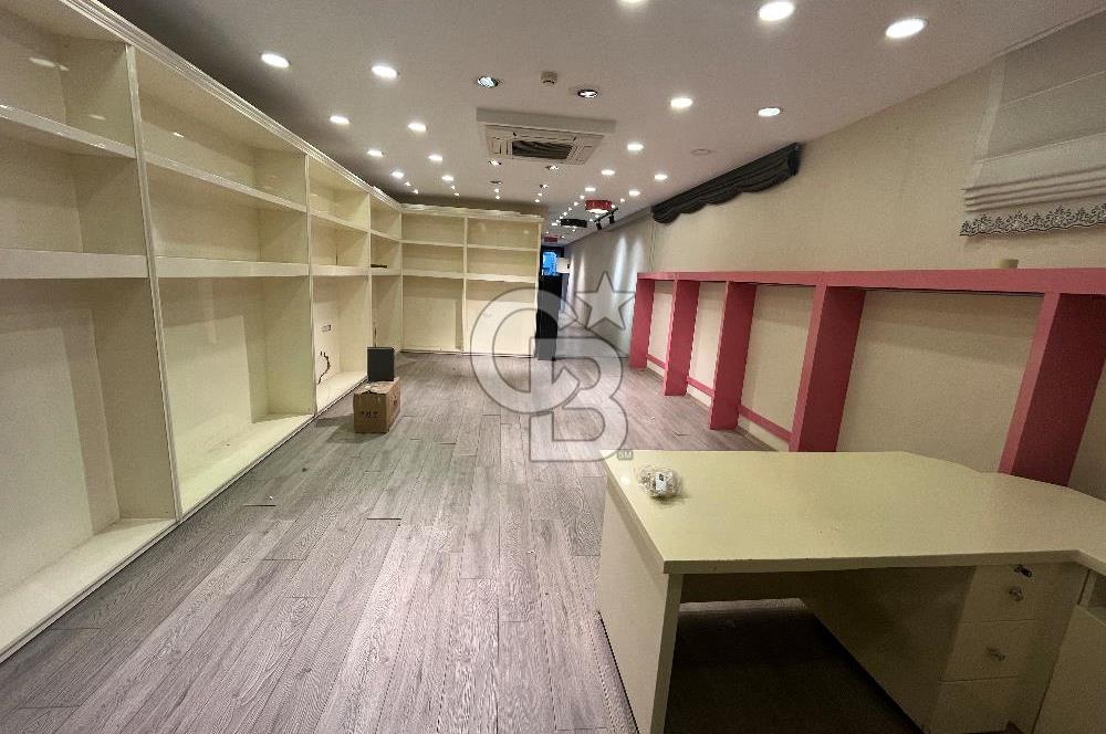 Karşıyaka Çarşı Ankara İlkokulu Sokağında Kiralık Dükkan