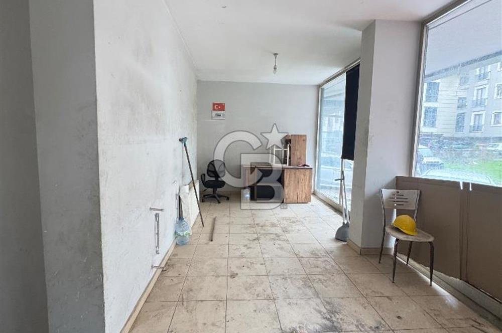 Sancaktepe Merve Mahallesi'nde kiralık 75 metre² dükkan