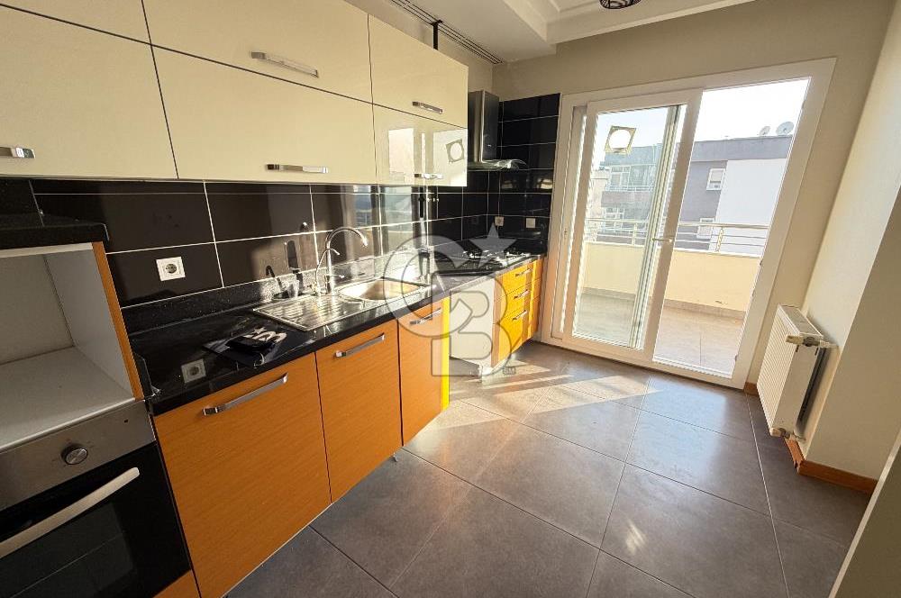 MÜCAHİTLER CAD. ÜZERİ,120 M² NET,KAPALI MUTFAK GENİŞ 2+1 KİRALIK