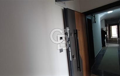 MANİSA MURADİYE'DE HAVUZLU GENİŞ YOL CEPHE MANZARALI SATILIK 1+1 DAİRE 