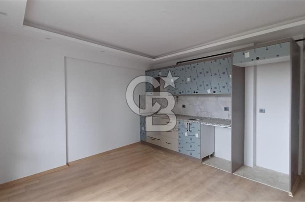 MANİSA MURADİYE'DE HAVUZLU GENİŞ YOL CEPHE MANZARALI SATILIK 1+1 DAİRE 