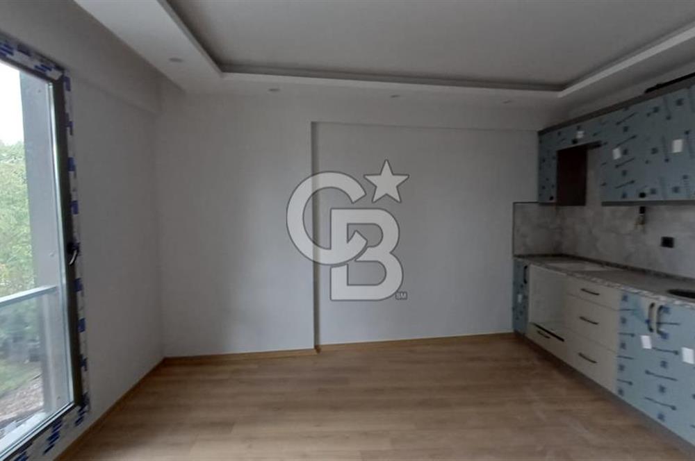 MANİSA MURADİYE'DE HAVUZLU GENİŞ YOL CEPHE MANZARALI SATILIK 1+1 DAİRE 