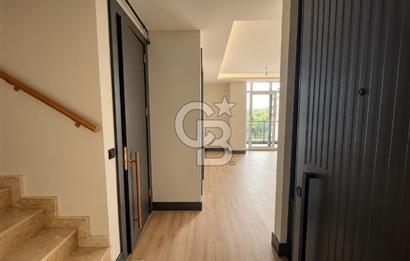 DORA HILLDE ÖZEL HAMAM VE SAUNALI KİRALIK 2+1 ÇATI DUBLEKS DAİRE