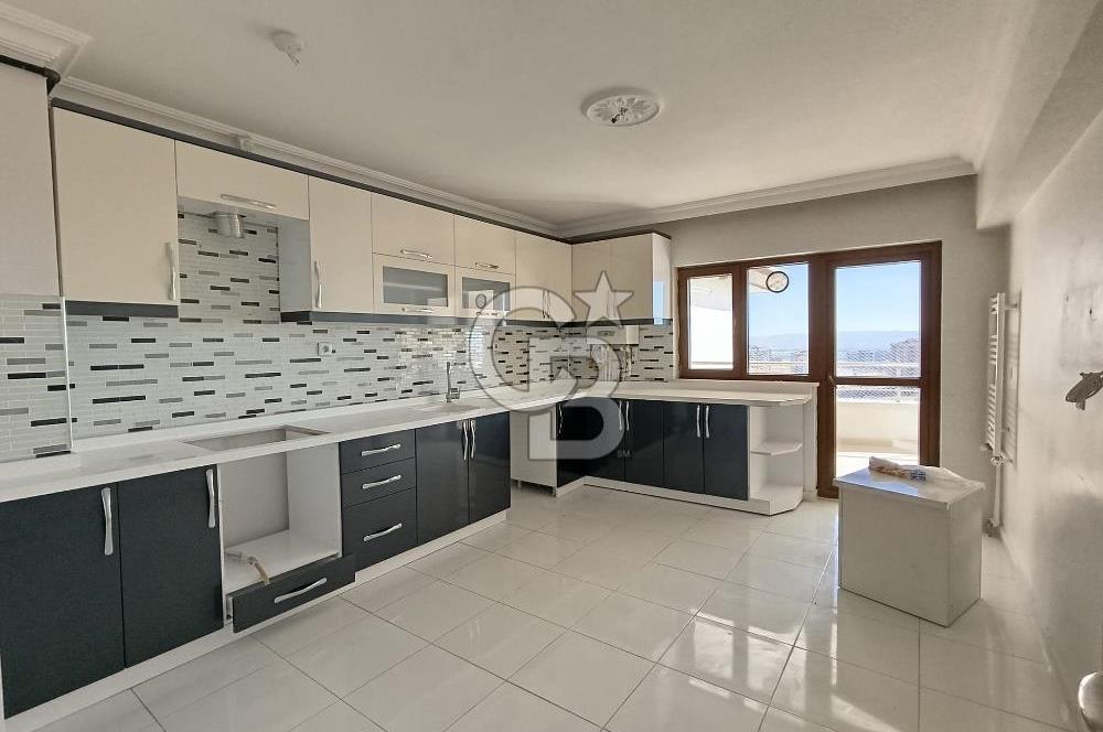 CB NEW YAŞAM'DAN KİRALIK MAVİ ÇAM SİTESİNDE 3+1 DAİRE