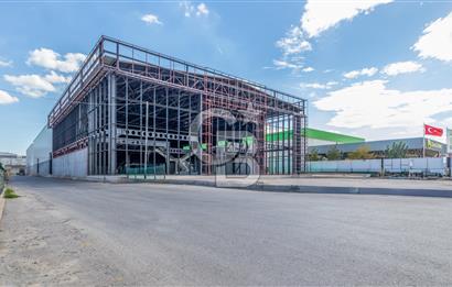 MENEMEN MERMERLİDE ANA ARTER ÜZERİNDE KİRALIK SHOWROOM VE DEPO