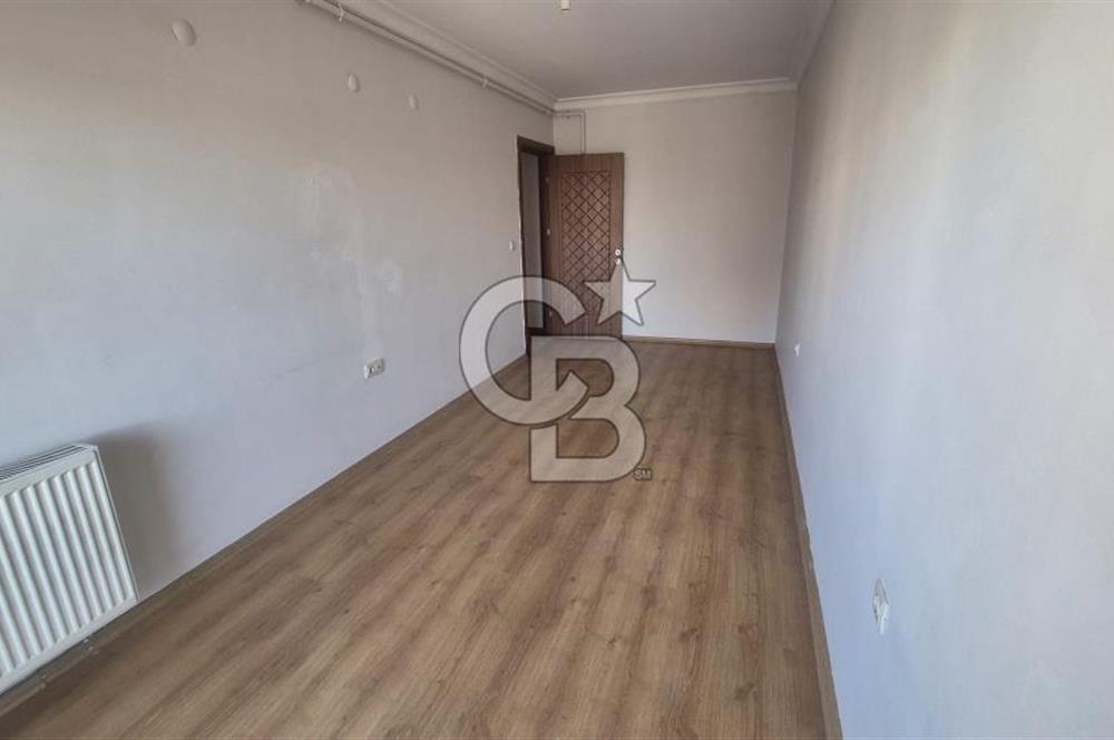 BALATÇIK MERKEZDE KATİP ÇELEBİYE VE İZBANA YÜRÜME MESAFESİNDE KİRALIK 2+1 DAİRE