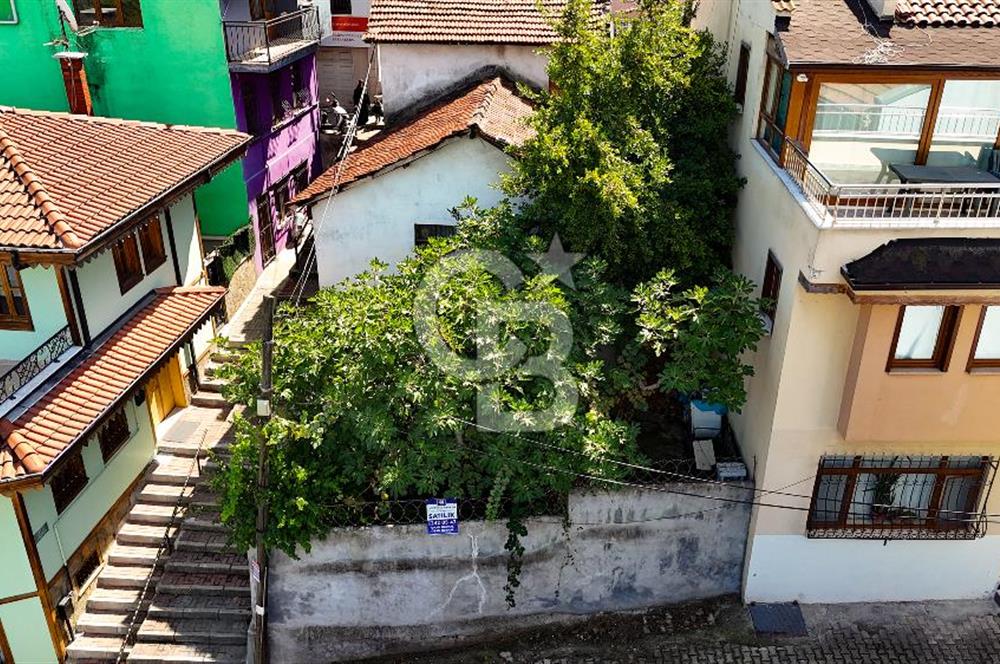 BURSA EMİRSULTAN TÜRBESİ KARŞISI 2 PARSEL 141,96 M² 2 KARGİRYAPI