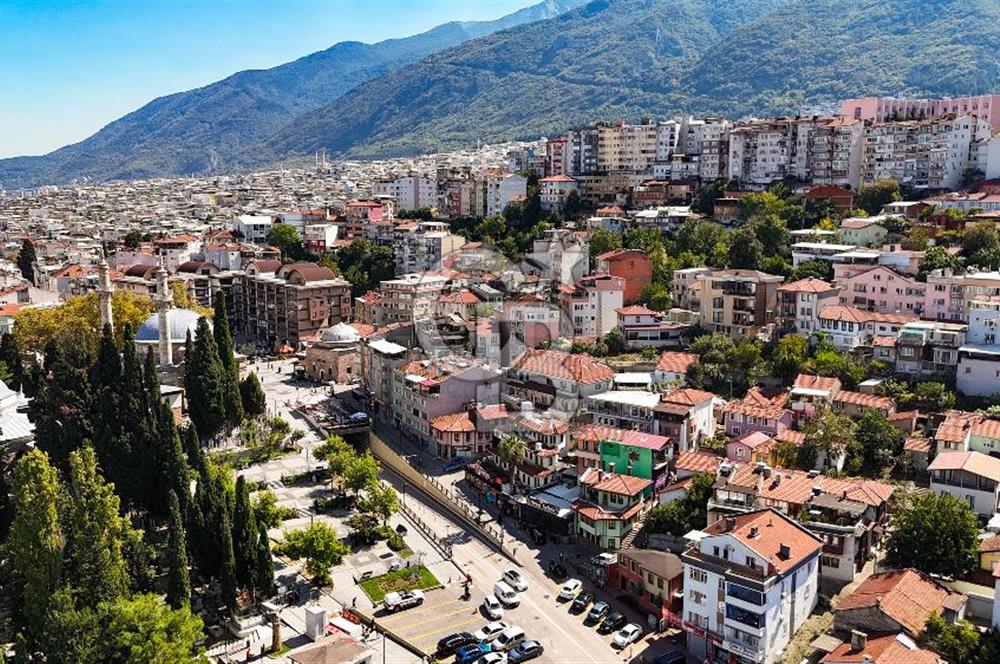 BURSA EMİRSULTAN TÜRBESİ KARŞISI 2 PARSEL 141,96 M² 2 KARGİRYAPI