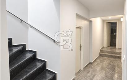 BÜYÜK SARAY MEYDANI CADDESİNDE TEMİZ BAKIMLI 200m2 DÜKKAN
