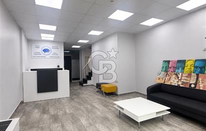 BÜYÜK SARAY MEYDANI CADDESİNDE TEMİZ BAKIMLI 200m2 DÜKKAN