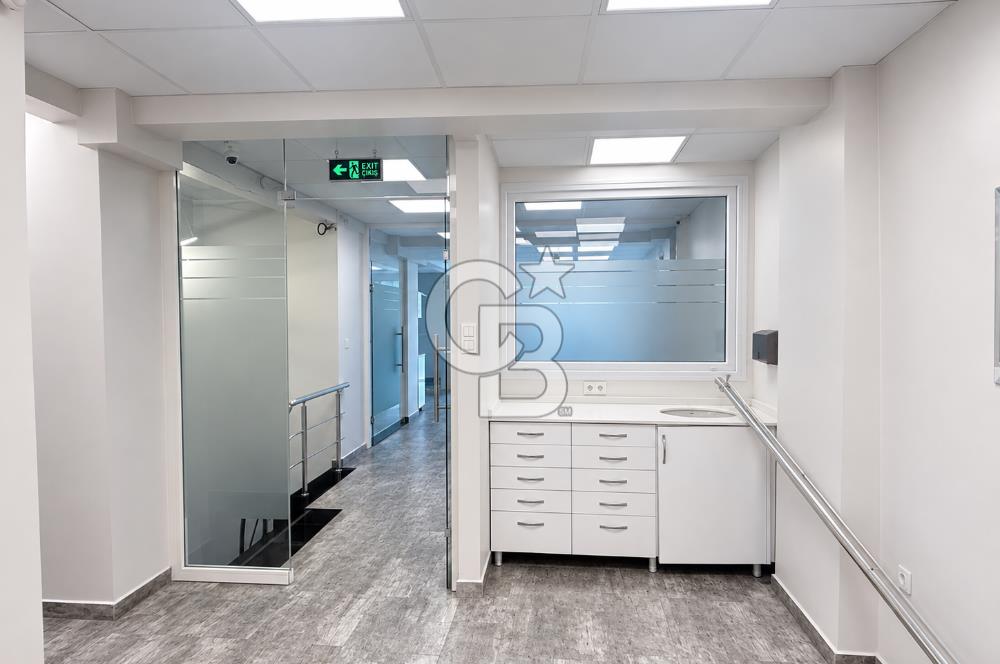 BÜYÜK SARAY MEYDANI CADDESİNDE TEMİZ BAKIMLI 200m2 DÜKKAN