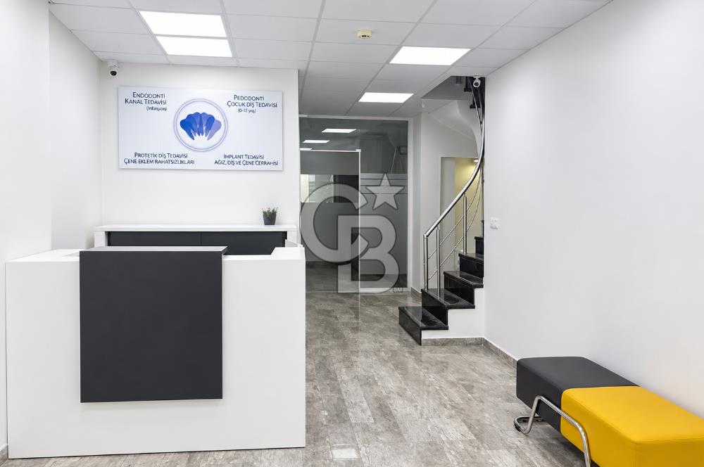 BÜYÜK SARAY MEYDANI CADDESİNDE TEMİZ BAKIMLI 200m2 DÜKKAN