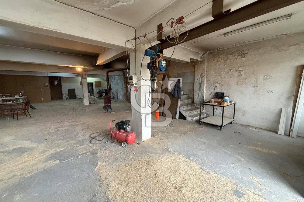 KÜÇÜKBALIKLI TİCARET MERKEZİNDE 2.KAT 180 m2 ÜRETİM ALANI!