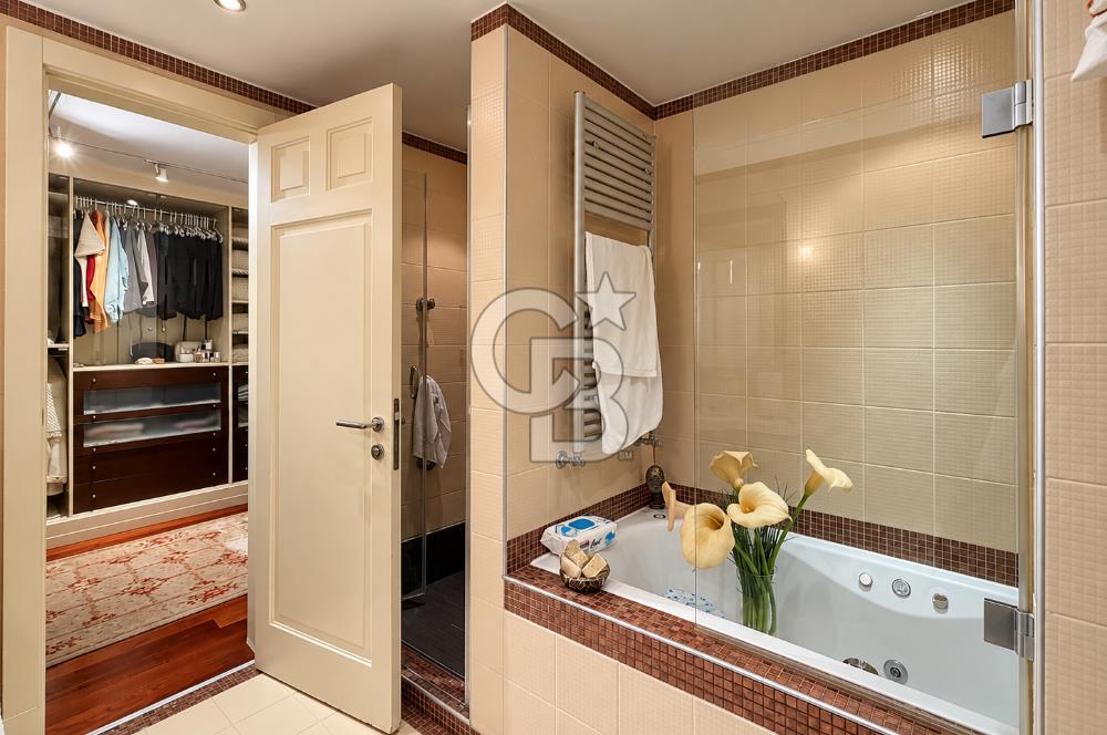 METROCİTY REZİDANS'TA ÇİFT TAPULU DENİZ MANZARALI HARİKA DAİRE.