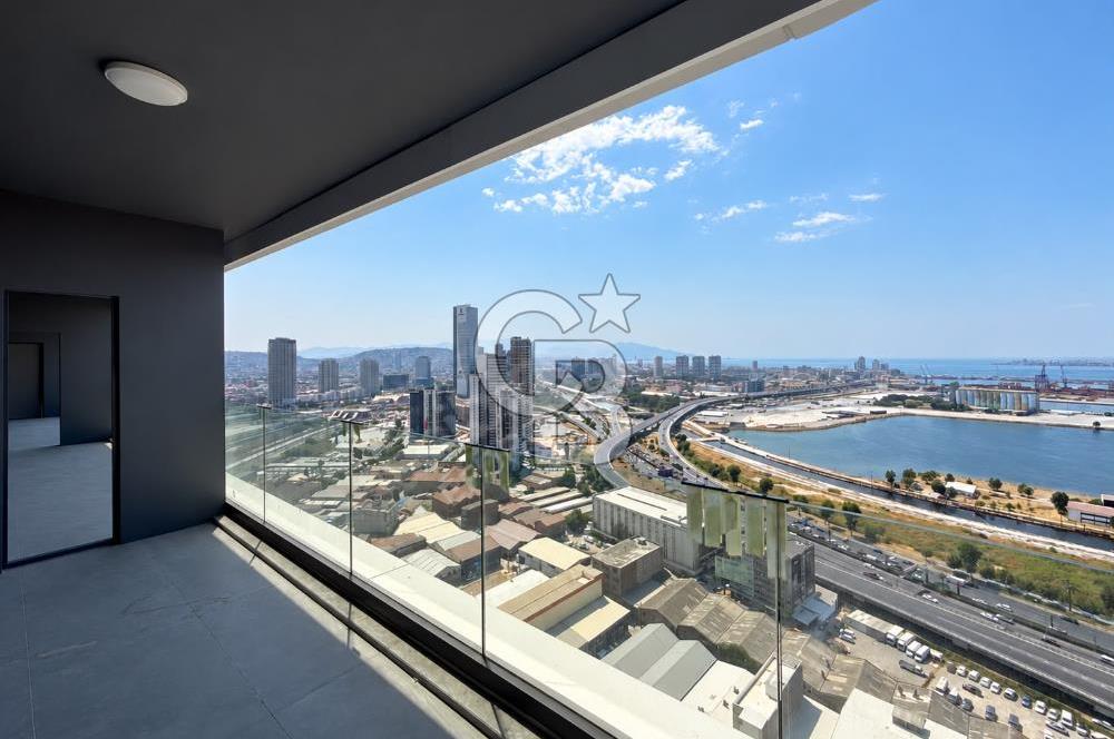 İnci Smyrna' da Büyük Tip Deniz Manzaralı Satılık 1+1 Daire