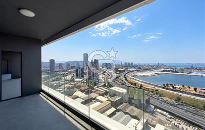 İnci Smyrna' da Büyük Tip Deniz Manzaralı Satılık 1+1 Daire
