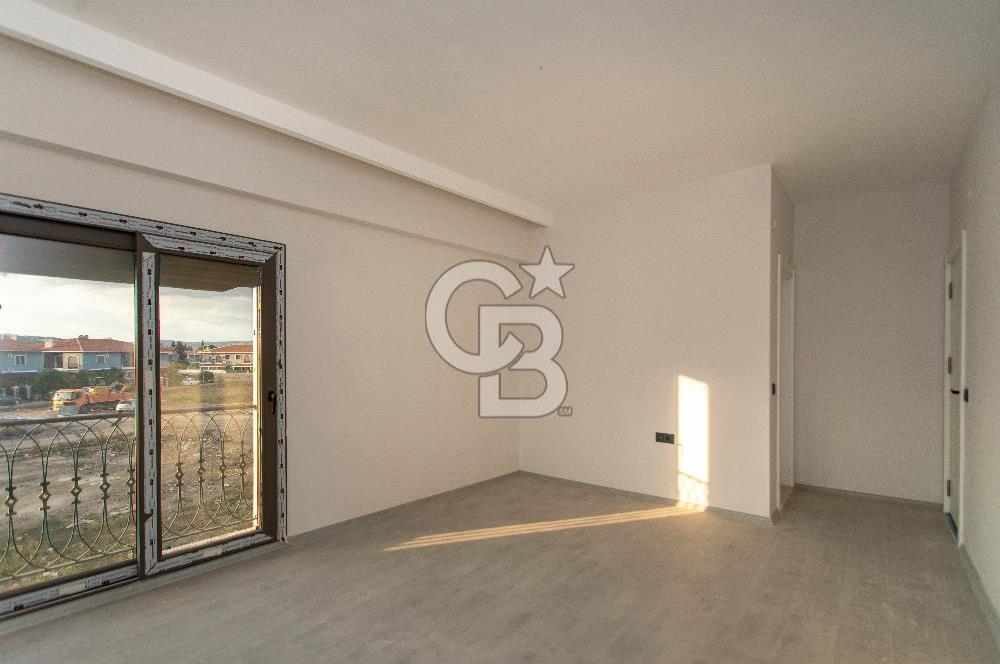 Foça Bağarası Hacıveli Mah. Merkezi Konumda Satılık 2+1 Daire