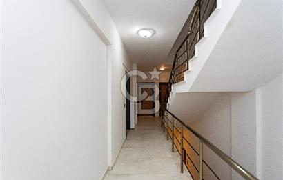 Foça Bağarası Hacıveli Mah. Merkezi Konumda Satılık 2+1 Daire