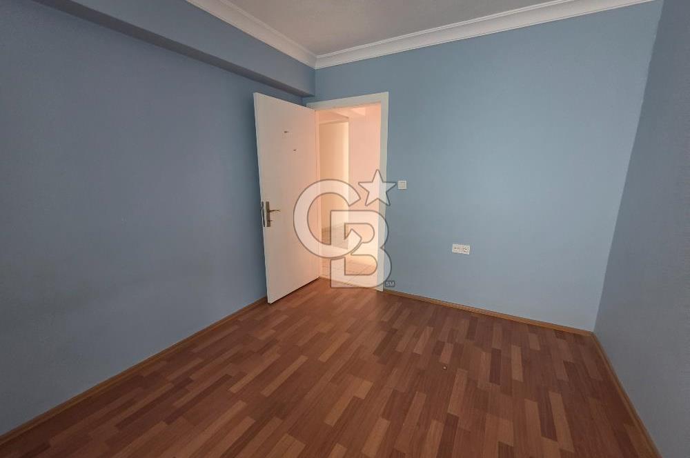 ALSANCAK CADDE YAKINI - Otoparklı , Güney Cephe, Satılık 3+1 Daire