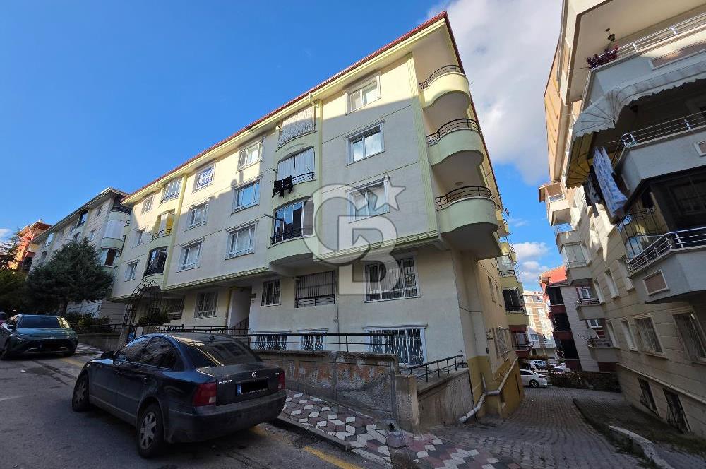 ALSANCAK CADDE YAKINI - Otoparklı , Güney Cephe, Satılık 3+1 Daire
