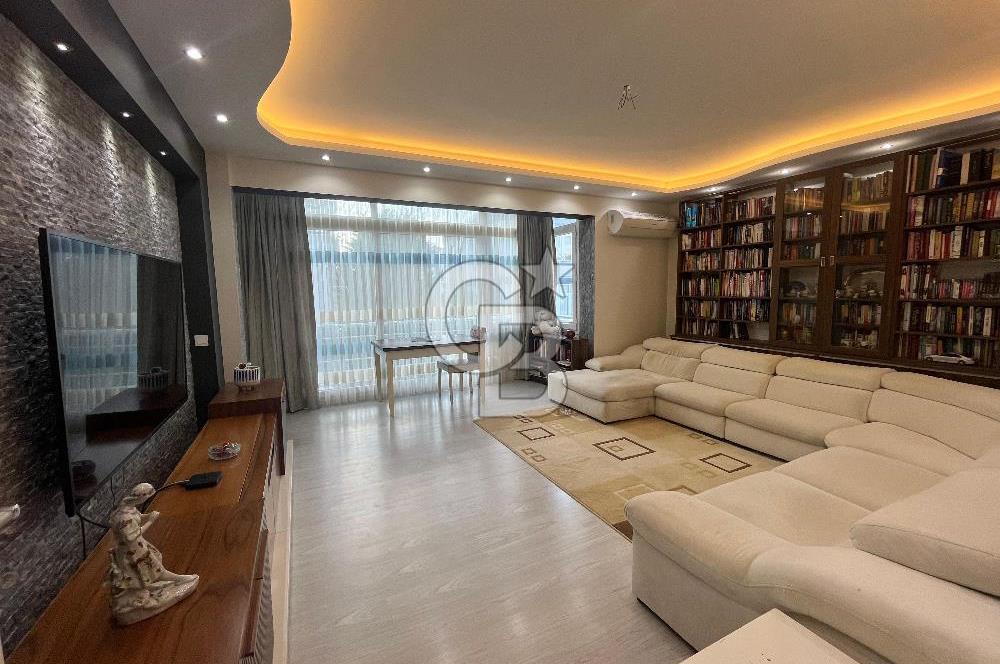 BALÇOVA'DA AGORA VE METROYA YÜRÜYÜŞ MESAFESİ 3+1 MASRAFSIZ DAİRE
