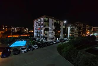 ÇİĞLİ BALATÇIK'TA SİTE İÇİ LÜKS EŞYALI KİRALIK 2+1 DAİRE - 1 - 378137
