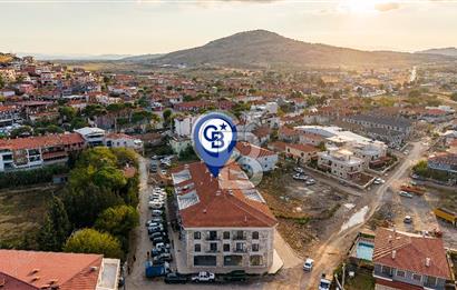 Foça Bağarası Hacıveli Mah. Merkezi Konumda Satılık 2+1 Daire