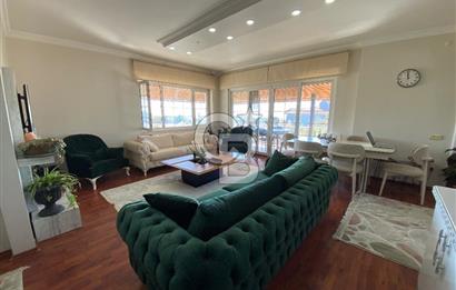 Büyükçekmecede Deniz Manzaralı Havuzlu Eşyalı Kiralık Villa