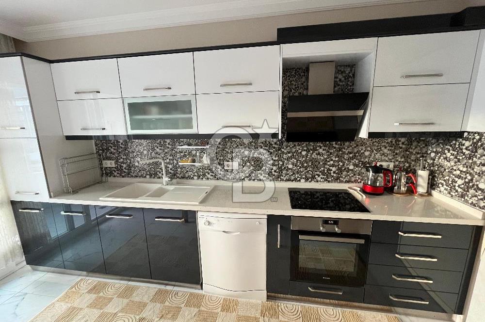BALÇOVA KORUTÜRK'TE, ÇİFT CEPHE, BAKIMLI GENİŞ 3+1 DAİRE