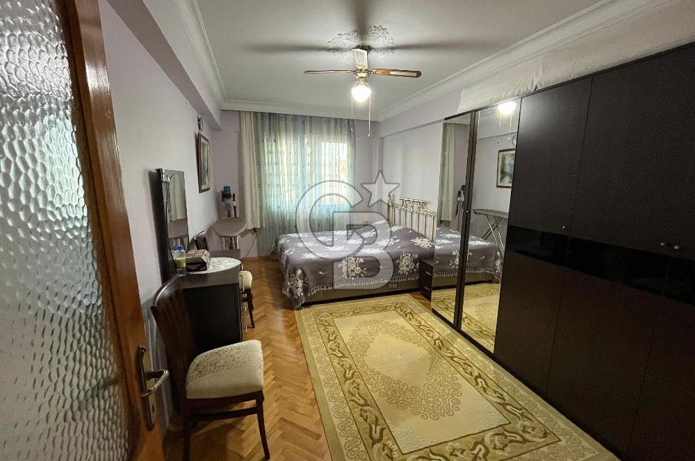 BALÇOVA KORUTÜRK'TE, ÇİFT CEPHE, BAKIMLI GENİŞ 3+1 DAİRE