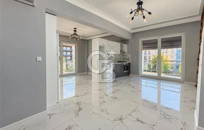 MYRA 3 SİTESİ'NDE HAVUZ MANZARALI SATILIK 2+1 DUBLEKS DAİRE