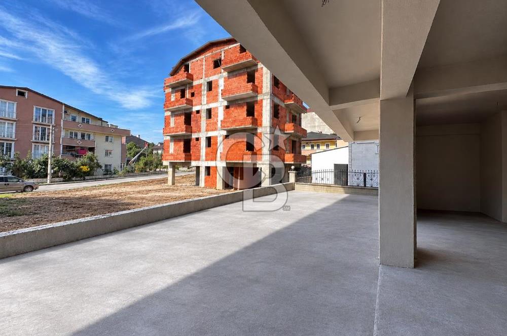 DERİNCE İBNİSİNA ALİ KELEŞ CD. ÜZERİNDE 330 M2 SATILIK İŞ YERİ