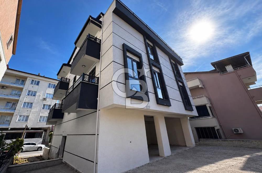 DERİNCE İBNİSİNA ALİ KELEŞ CD. ÜZERİNDE 330 M2 SATILIK İŞ YERİ
