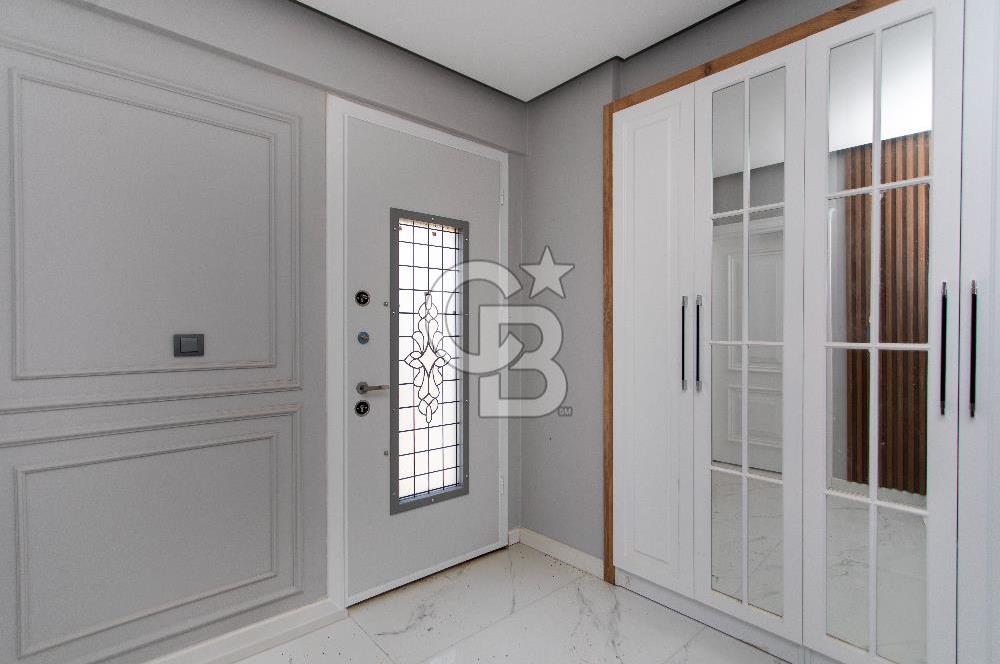 Foçaköy'de Satılık 5+1 Tam Müstakil Havuzlu Villa