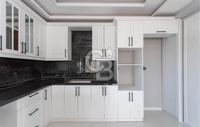 Foçaköy'de Satılık 5+1 Tam Müstakil Havuzlu Villa
