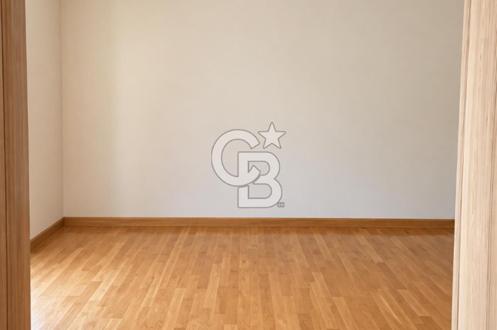 ÜSKÜDAR BULGURLU’DA, ACIBADEM CADDESİ ÜZERİNDE SATILIK 2+1 DAİRE