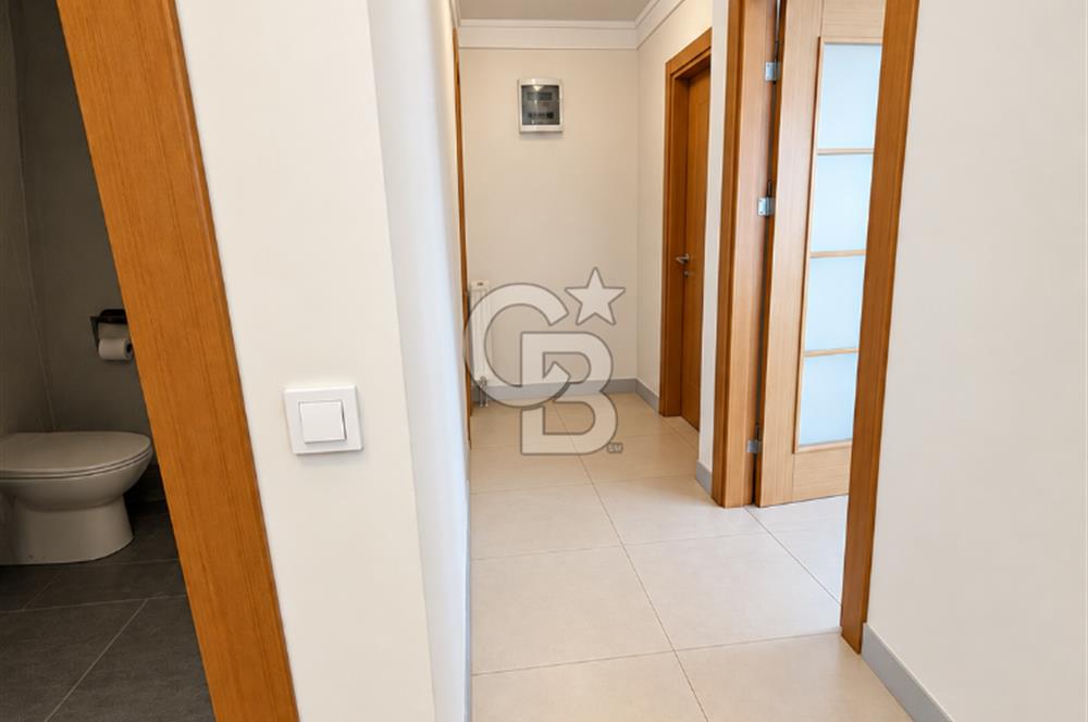ÜSKÜDAR BULGURLU’DA, ACIBADEM CADDESİ ÜZERİNDE SATILIK 2+1 DAİRE